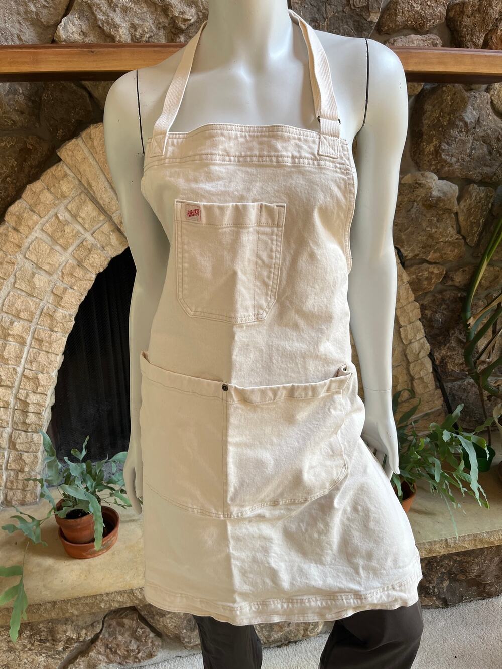 Duluth Trading Company Cream Canvas Gardening/ Work Apron One Size